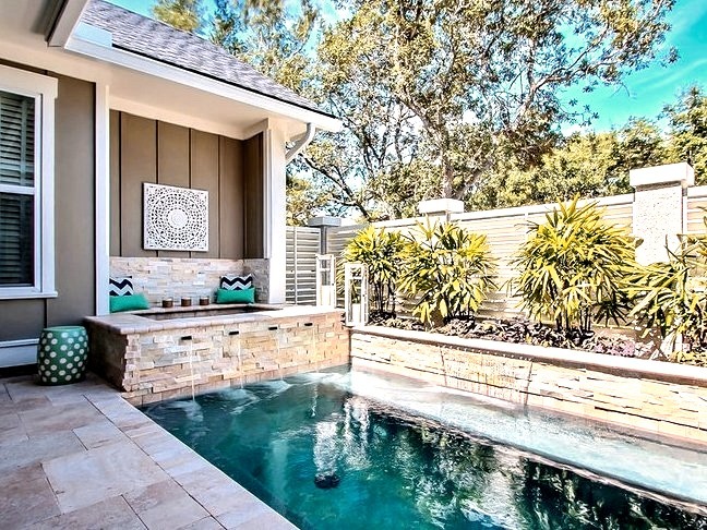 Transitional Pool in Jacksonville